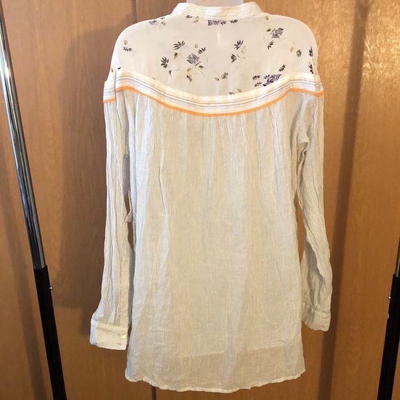 Free People brand top Size small. NWT. - Picture 3 of 8